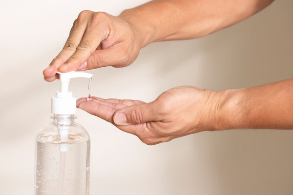 How to make hand sanitiser! 🧴🦠😷